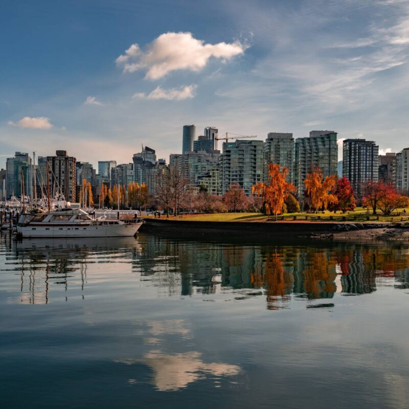 beautiful shot boats parked near coal harbour vancouver (1) (1)